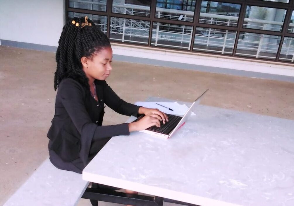 Roseline does schoolwork